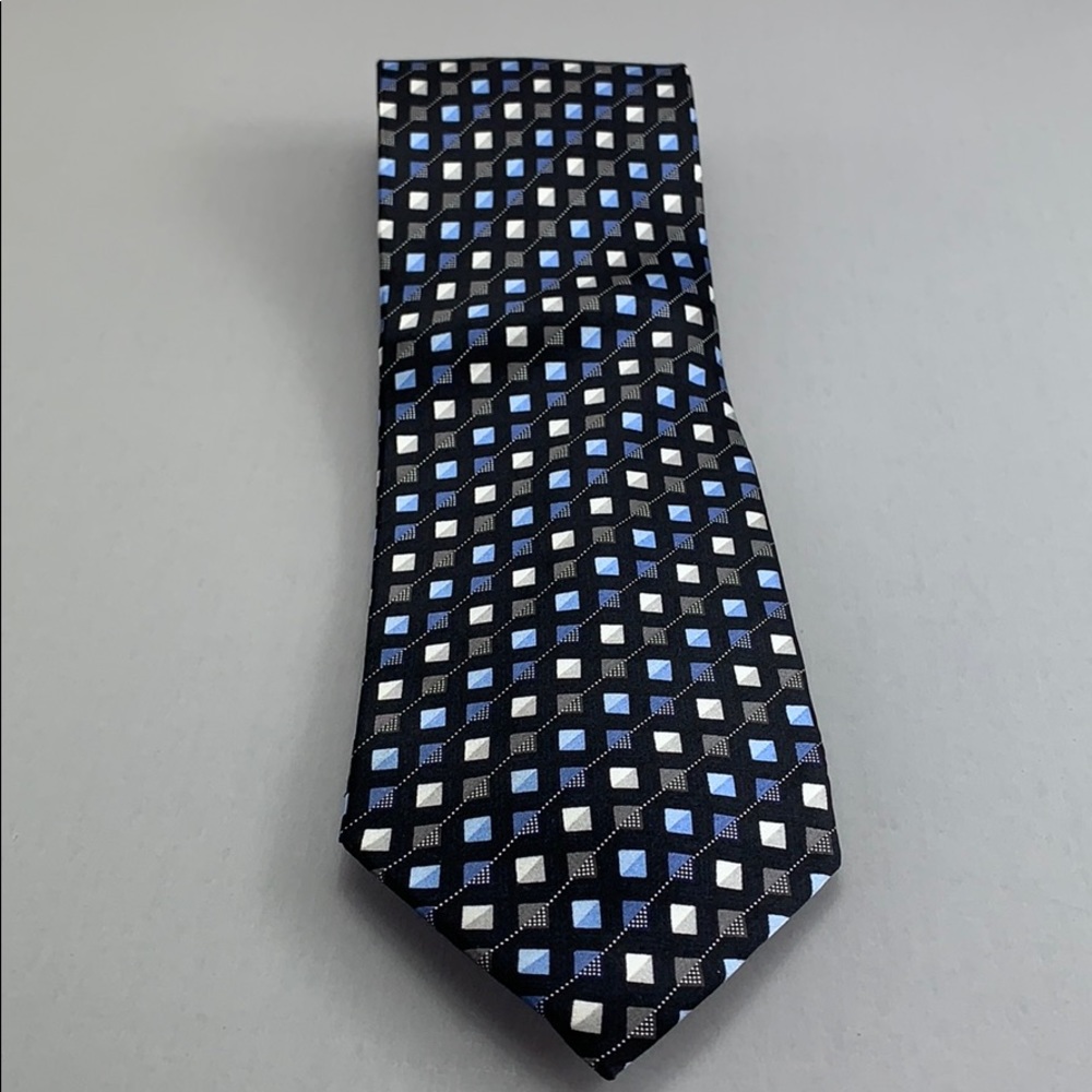 Haggar Black w/ Blue White Check Men’s Tie 3 3/4" x 61"